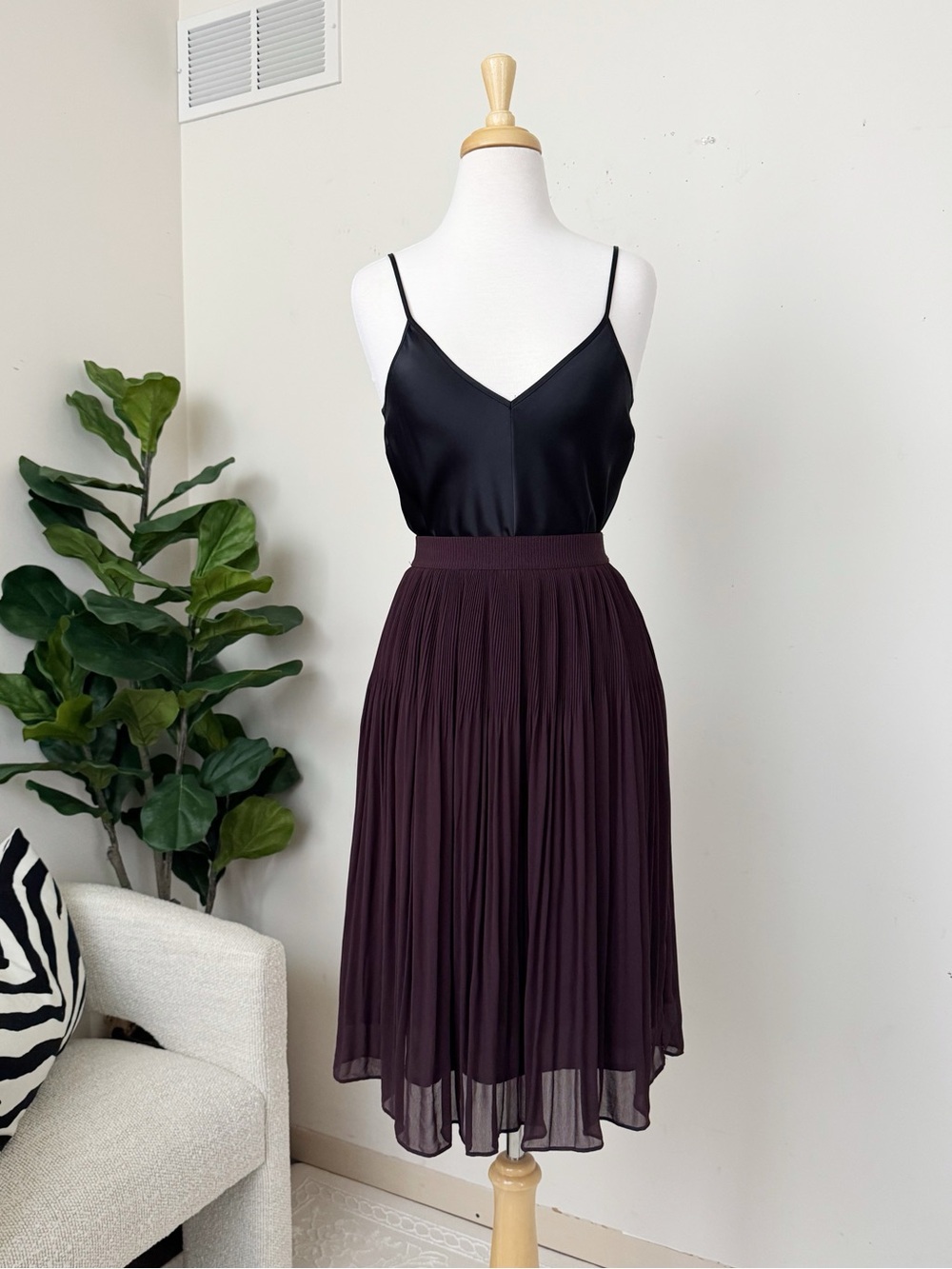 H&M Pleated Midi Skirt - Plum